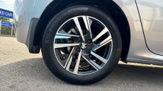 Peugeot 208 1.2 PureTech 100 Allure Premium + 5dr Petrol Hatchback